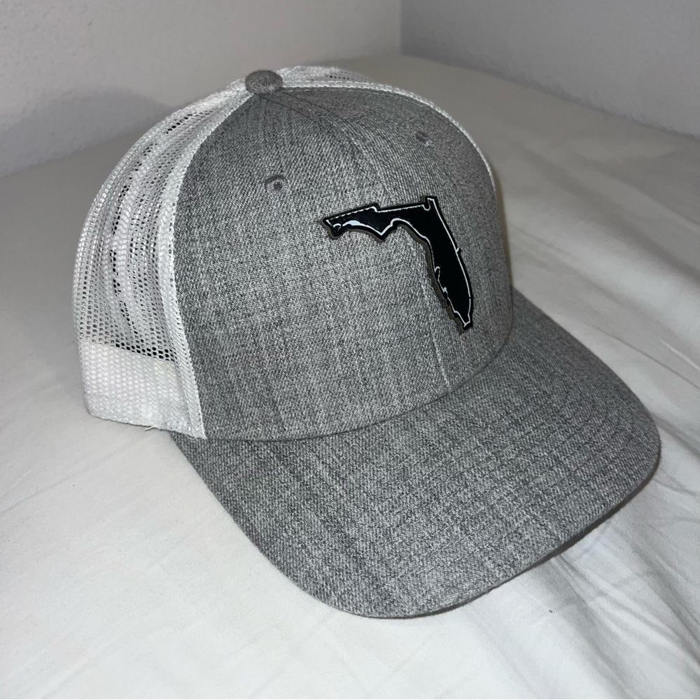 FloGrown Florida Gray and White Trucker Hat